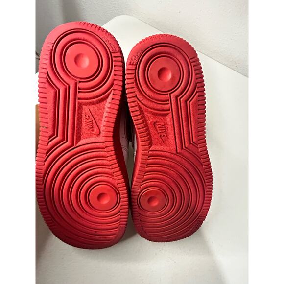 Kids Youth Air Force Ones Size 2y Red and White NO LACES NEEDS CLEANING - Picture 5 of 5